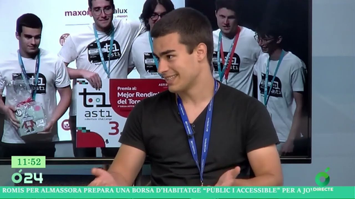 Miembro de UJI Robotics Team en una aparición mediática